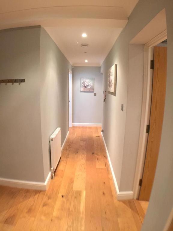 Three Bedroom Apartment By Beautiful Park Londyn Zewnętrze zdjęcie