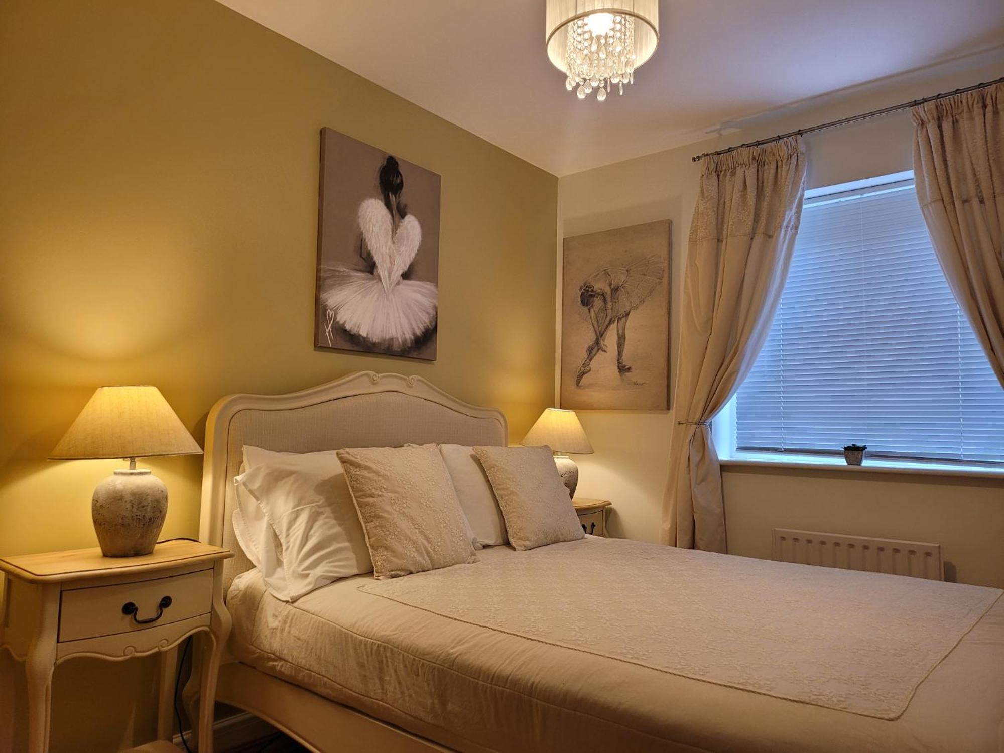 Three Bedroom Apartment By Beautiful Park Londyn Zewnętrze zdjęcie